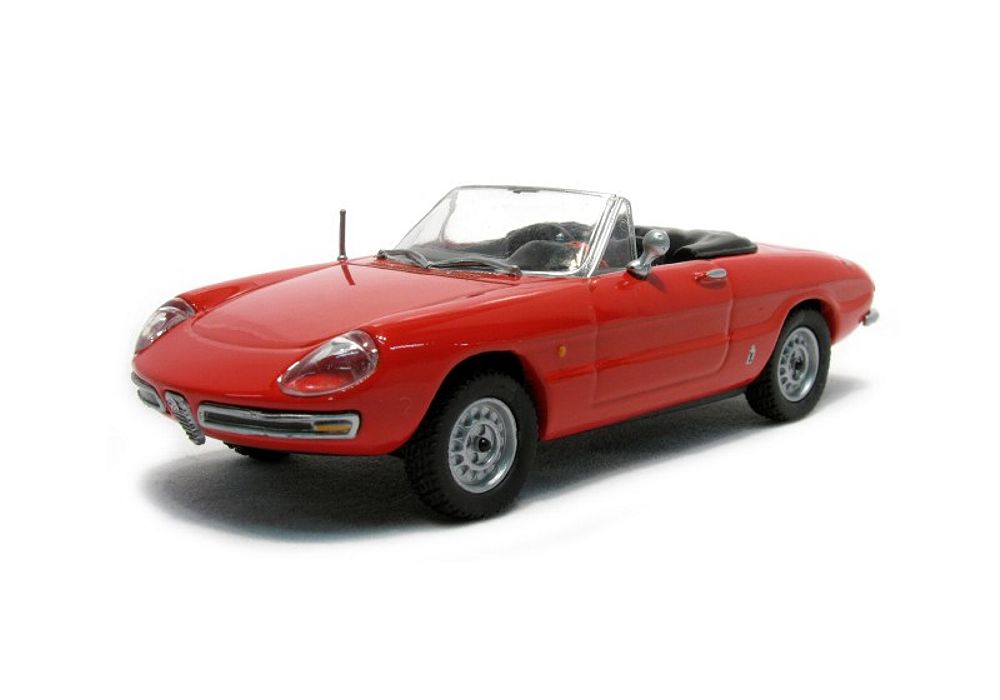 Alfa Romeo Spider In Red