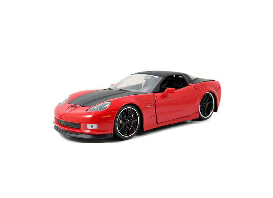 Chevrolet Corvette Z06 2006 In Red