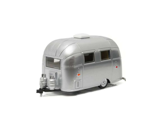 Airstream Bambi Sport 16 Foot in Polished Silver