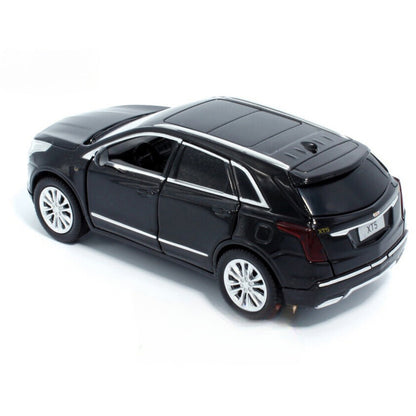 Cadillac (XT5) in Black