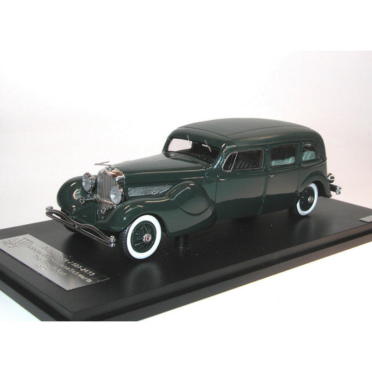 Duesenberg Model J Bohman and Schwartz Sedan in Green