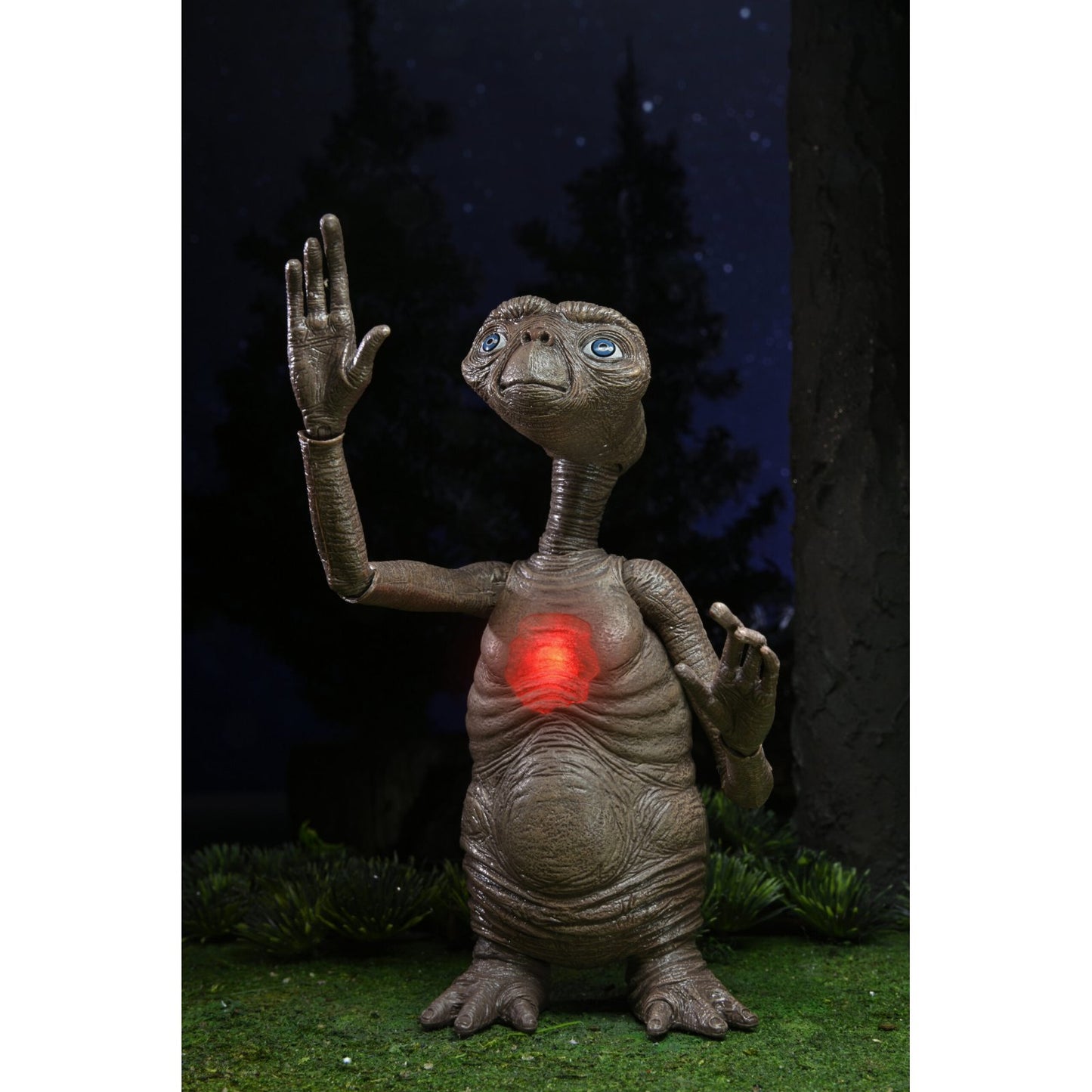 E.T. With LED Chest 40th Anniversary Edition Figure From E.T.