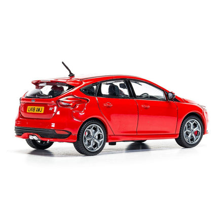 Ford Focus Mk3 ST in Race Red