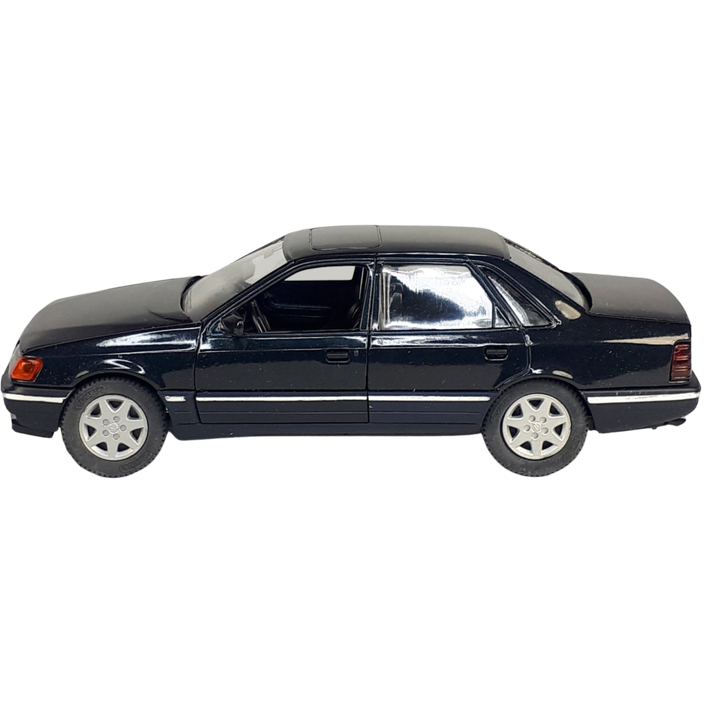 Ford Scorpio in Dark Green