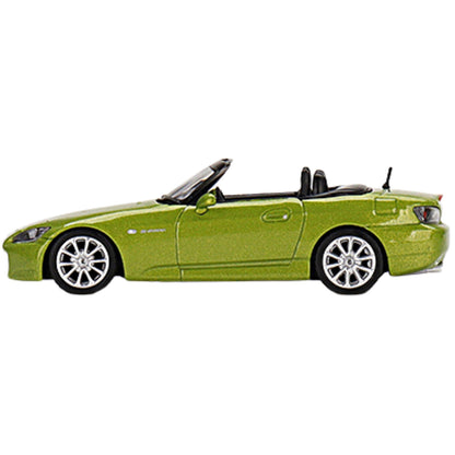 Honda S2000 (RHD AP2) in Metallic Lime Green