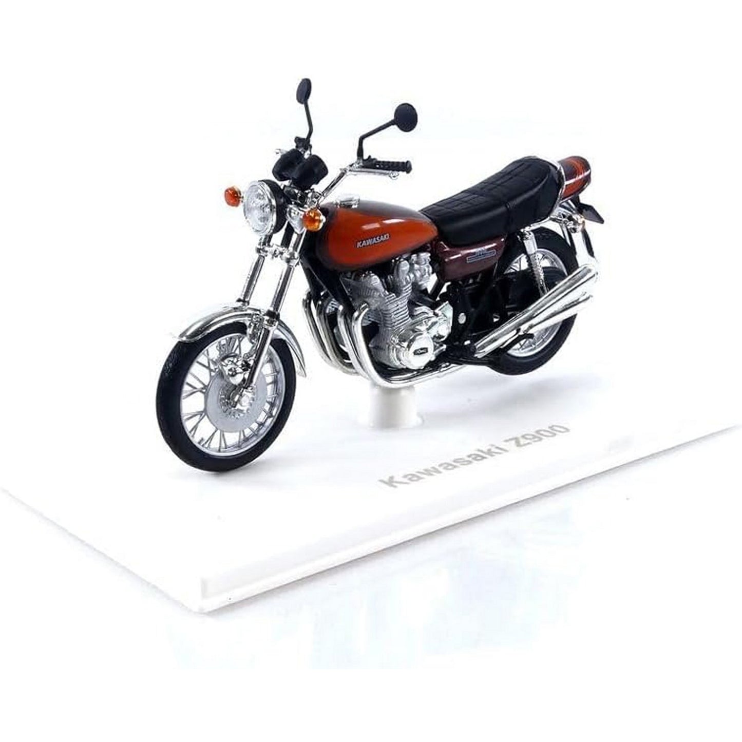 Kawasaki Z900 (1973) in Orange/Brown