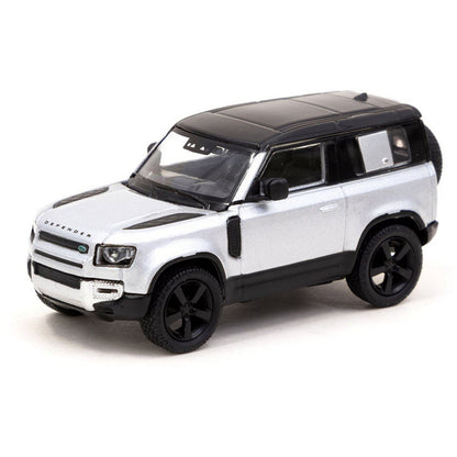 Land Rover Defender 90 in Metallic Silver