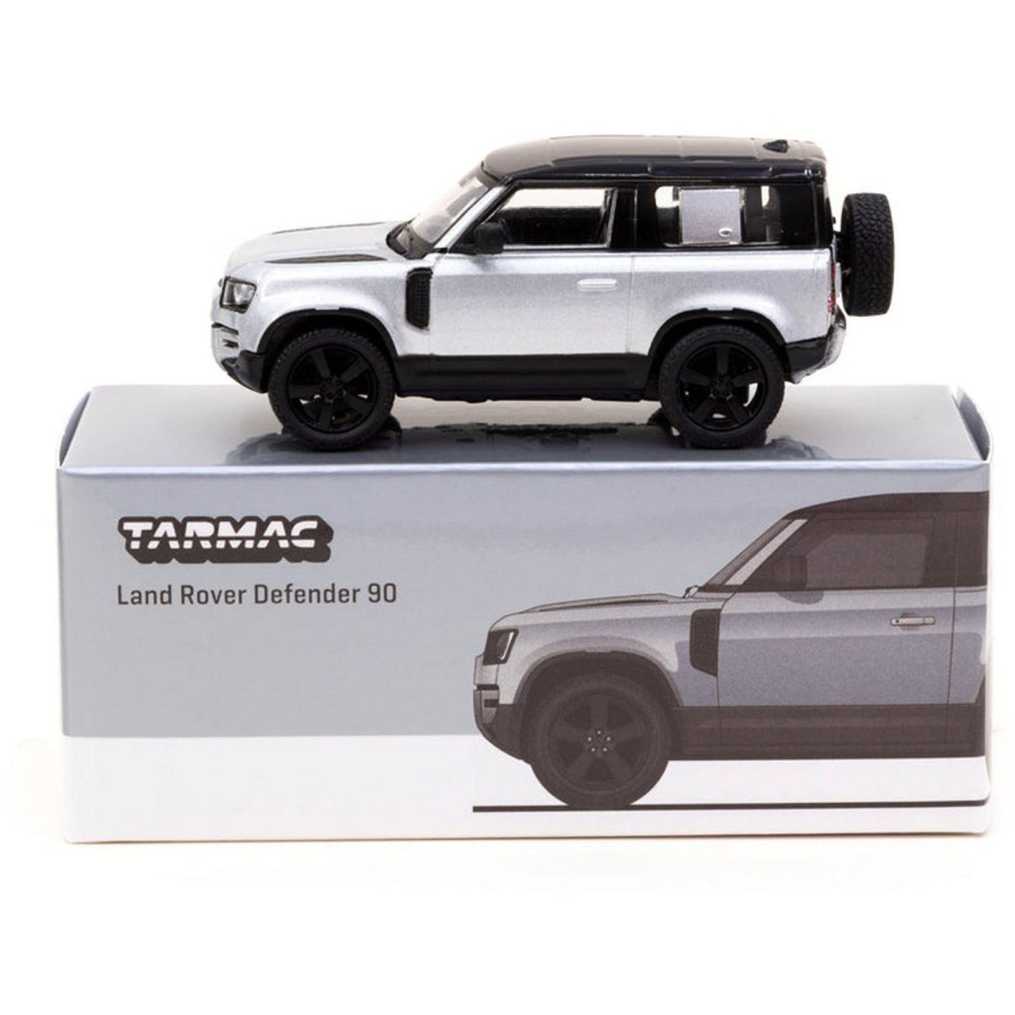 Land Rover Defender 90 in Metallic Silver