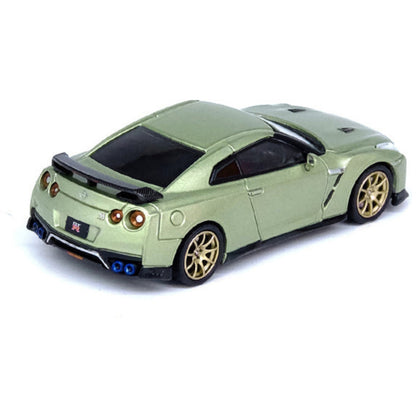 Nissan GT-R R35 in Millenium Jade