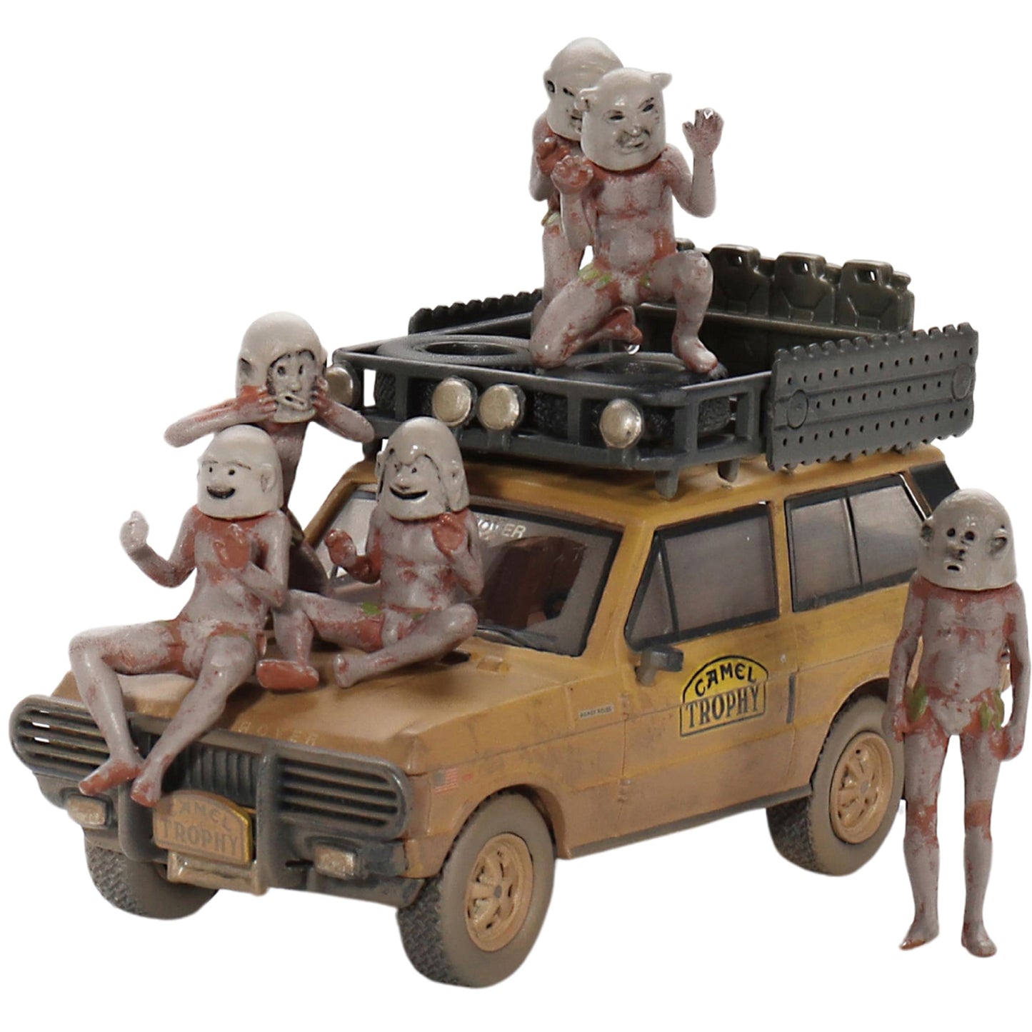 Range Rover Team USA (With Mudmen Figures Camel Trophy Papau New Guinea 1982) in Yellow