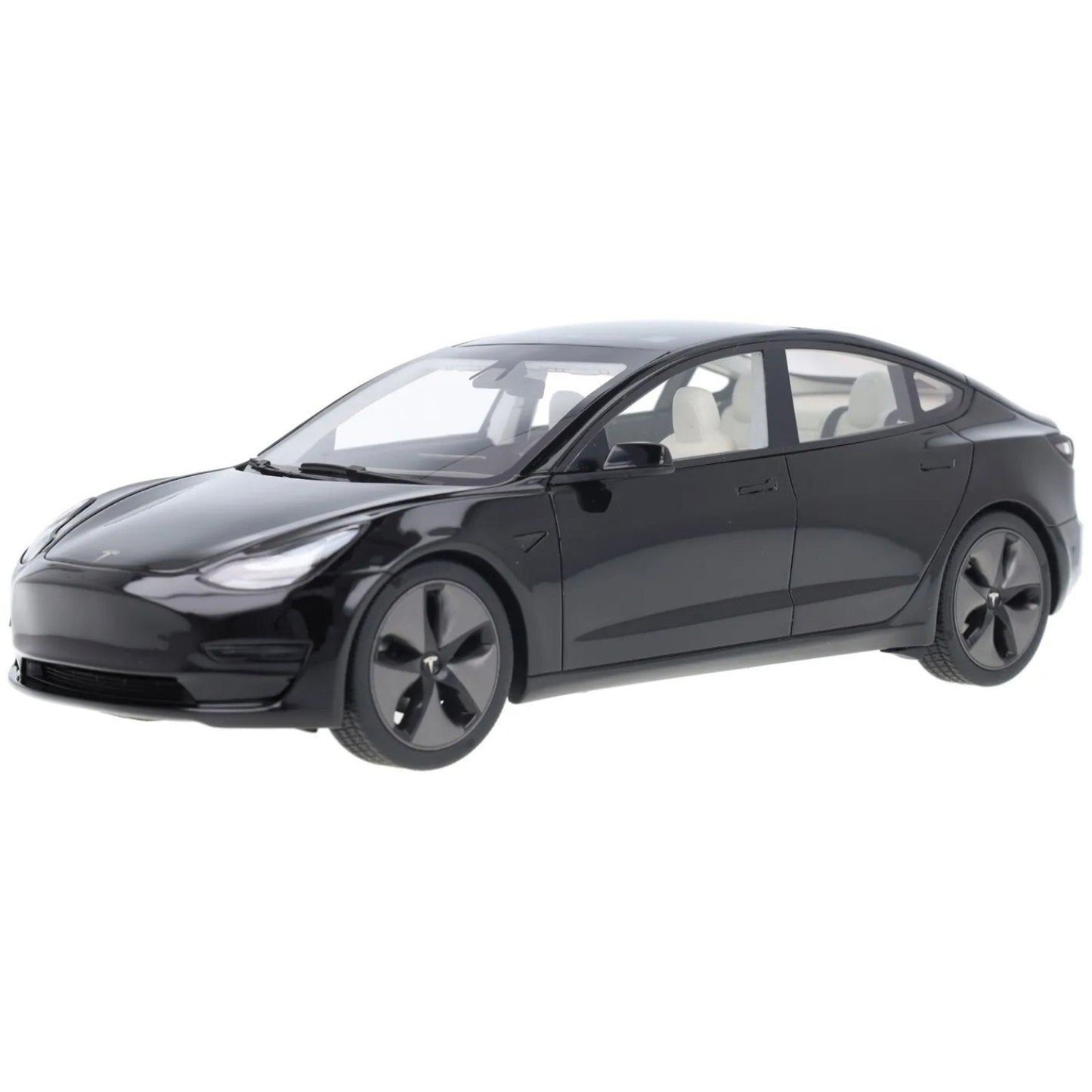 Tesla Model 3 (2021) in Solid Black